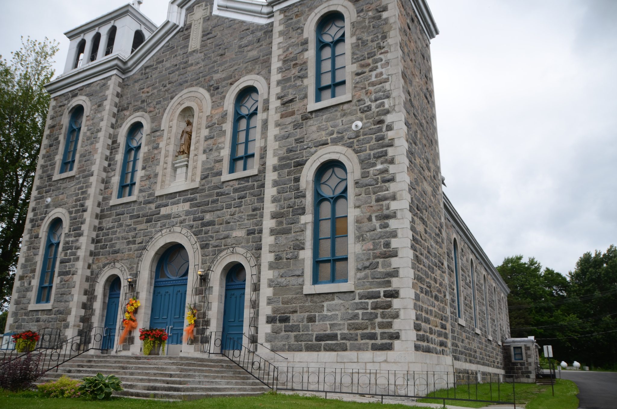 L'église de SainteGenevièvedeBatiscan est vendue L’Hebdo Mékinac
